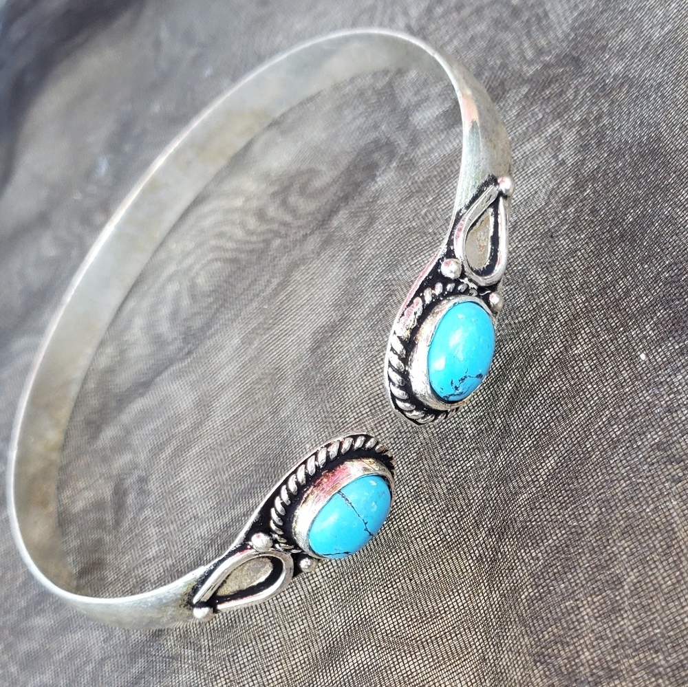 3 Artisan made adjustable bangles/GENUINE STONES - Picture 2 of 4